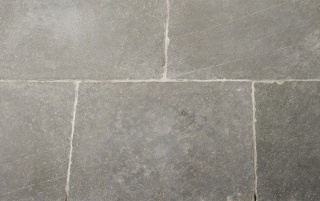 Hampton Grey Half Honed/Tumbled Limestone